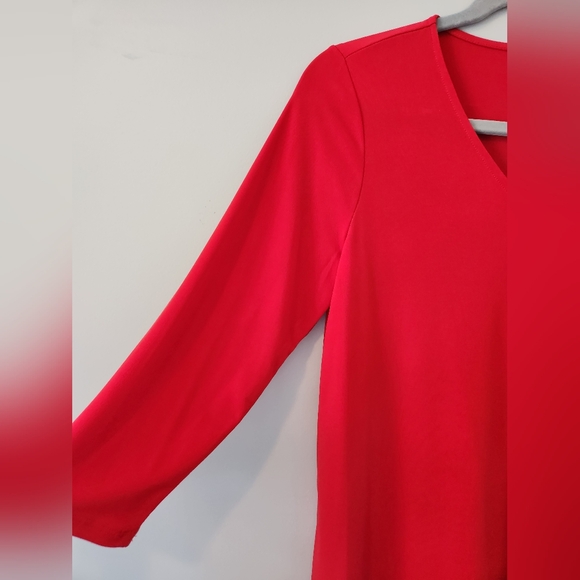 Chico's Red Layered Wrap Type Top with 3/4 sleeves Sz 0 - Picture 3 of 5